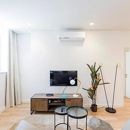 Apartment Brand New 1bd Apart. W/ac By Lovelystay Porto